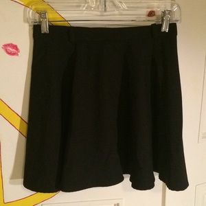 Black skater skirt. H&M